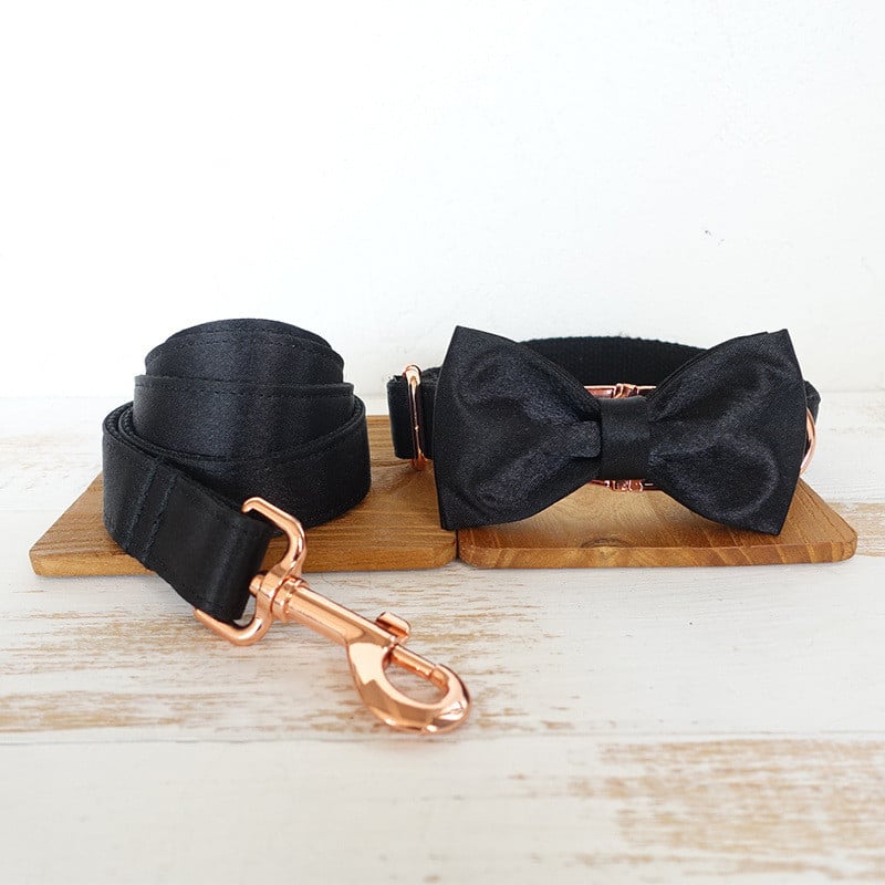 Collar Elegante con Lazo GentlemanPaws™ Para Perros Velvet Negro y Hebilla Metálica