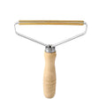 Quitapelos y Eliminador de Pelusas Portátil de Madera Premium - Modelo MT3276